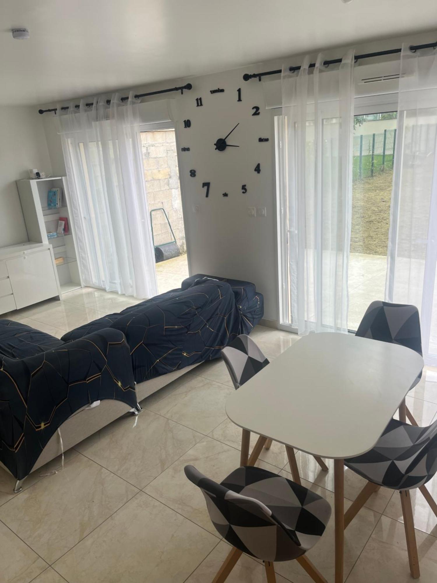 Maison Familiale Dans Un Quartier Calme Villecresnes Esterno foto