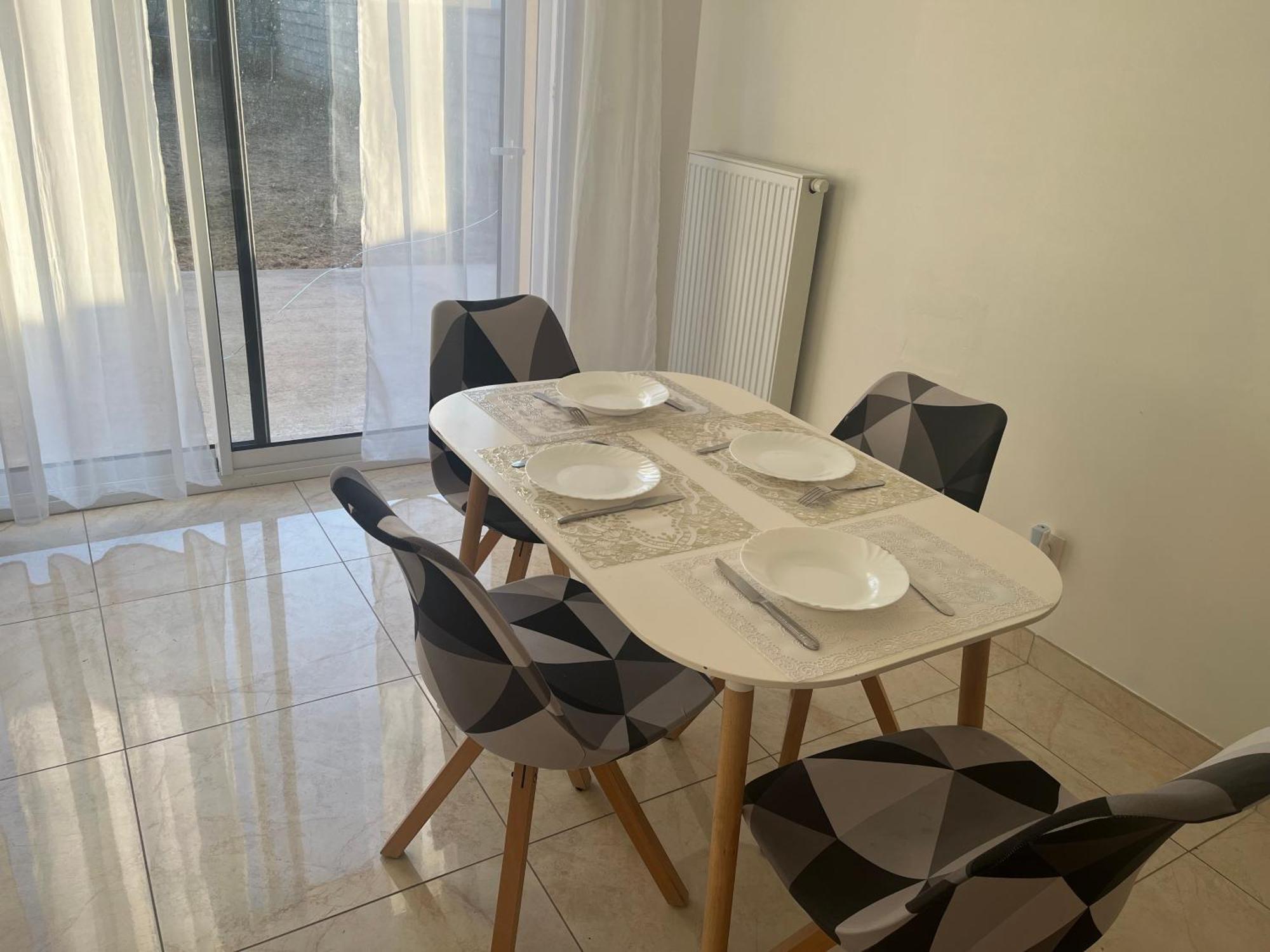 Maison Familiale Dans Un Quartier Calme Villecresnes Esterno foto